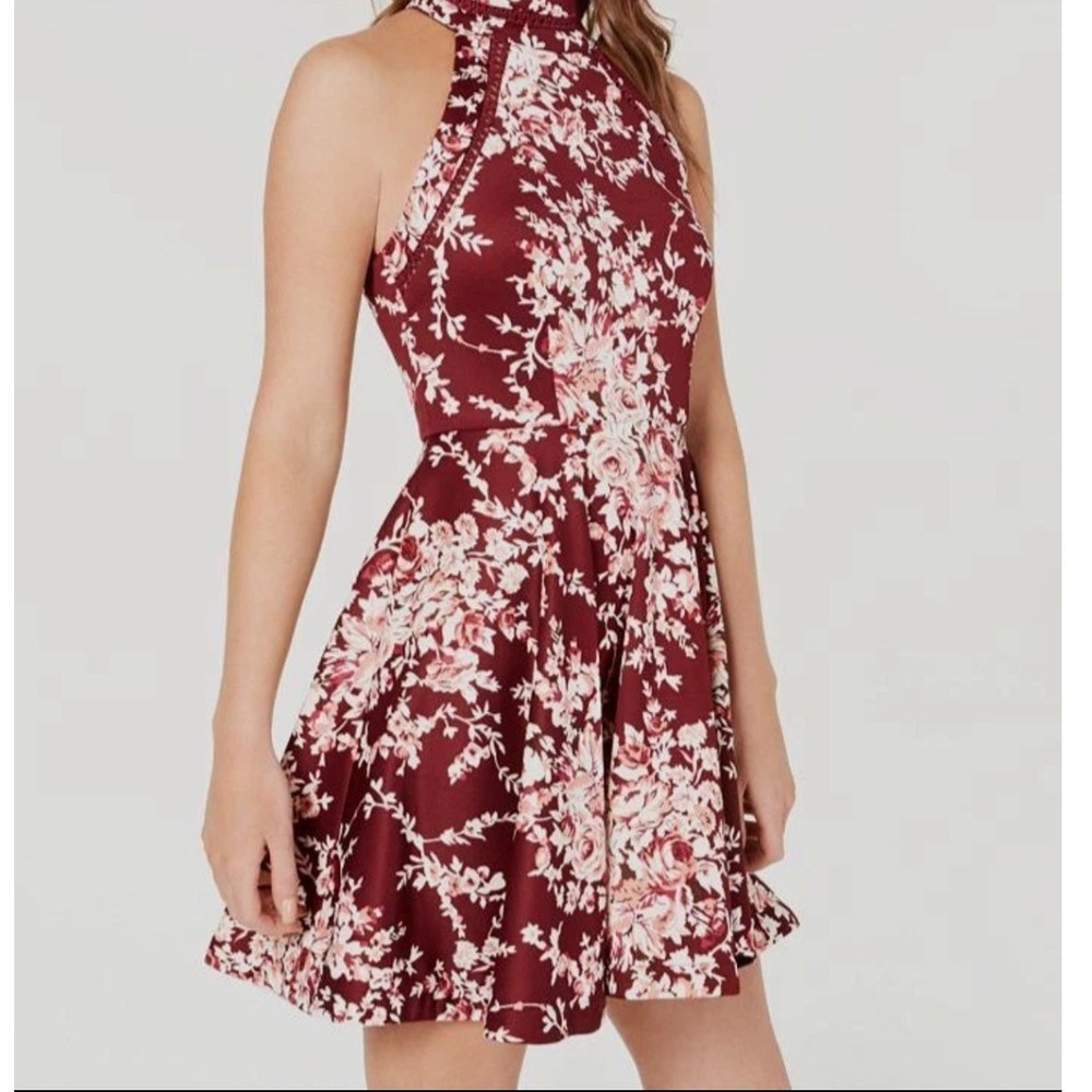 B Darlin Pink Burgundy Floral Halter Neck Fit and Flare‎ Dress Party Occasion